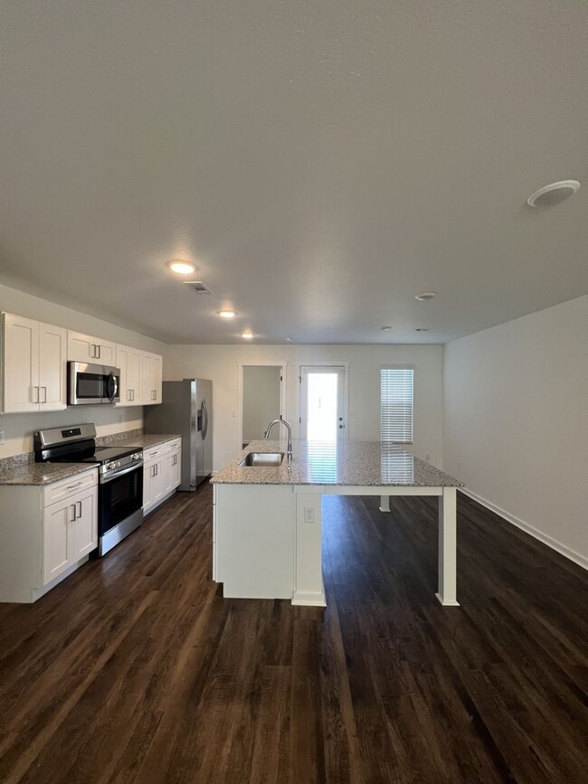 Building Photo - Welcome to your newly build 3 bedroom/ 2 b...