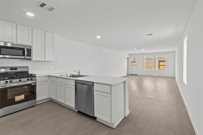 Building Photo - 26726 Feather Reed Dr