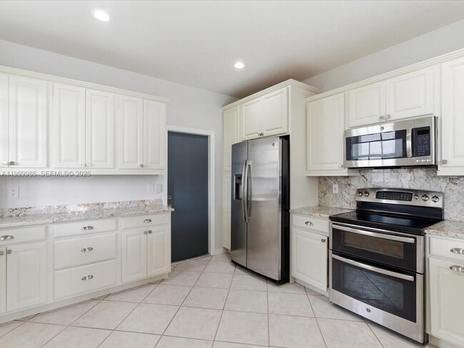 Building Photo - 3776 San Simeon Cir