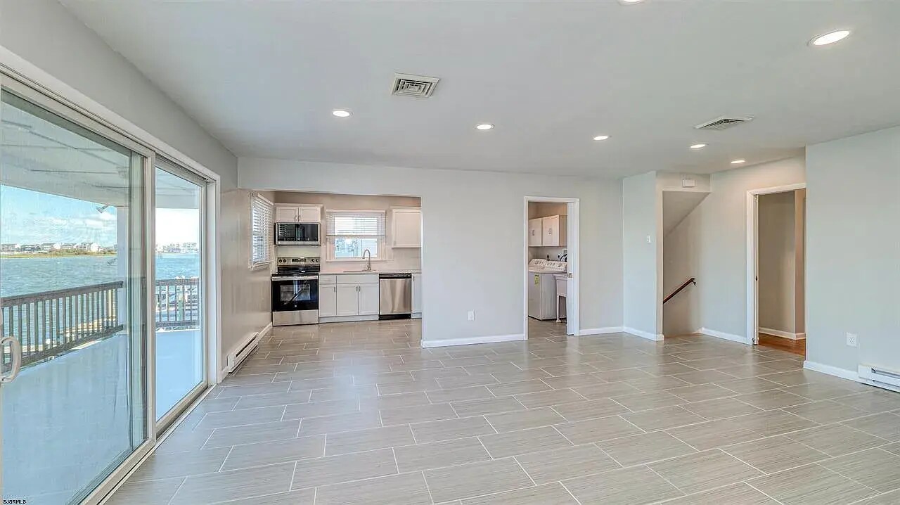 Building Photo - 6713 Monmouth Ave