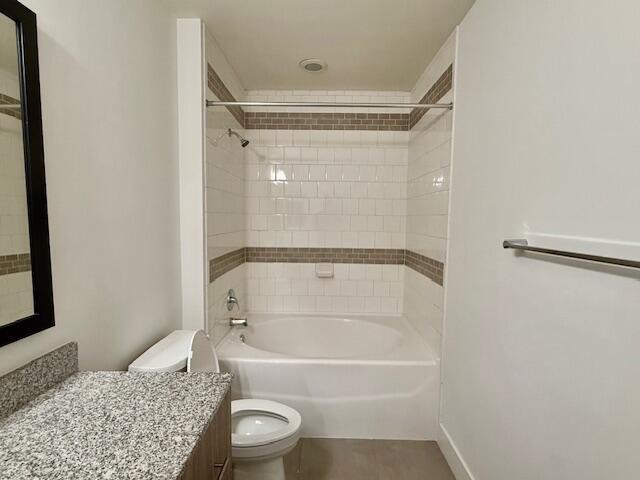 Building Photo - 225 S Latitude Cir