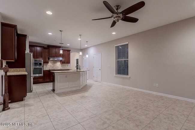 Building Photo - 102 Magnolia Creek Walk