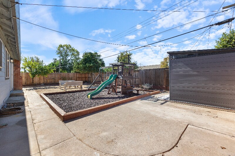 Building Photo - 6718 51st St