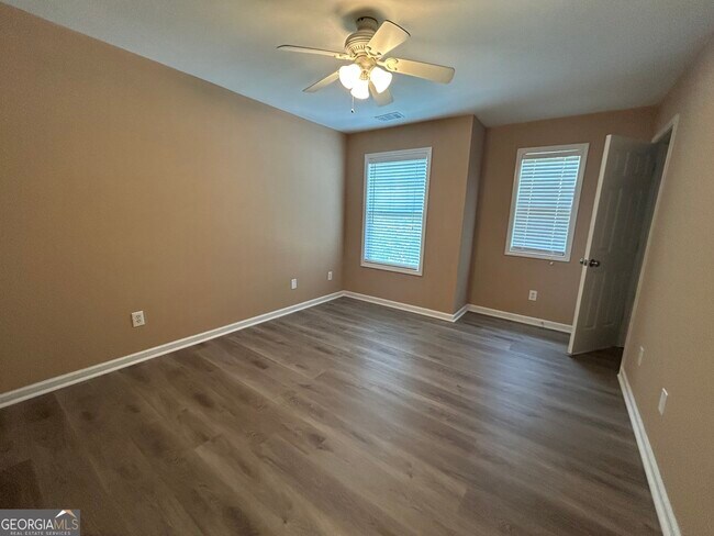 Building Photo - 5730 Sterling Ct