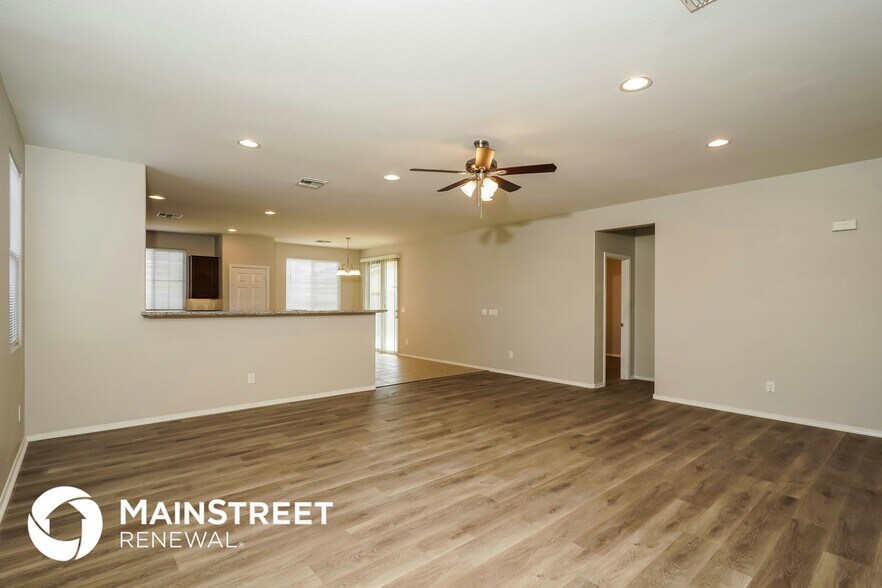 Building Photo - 11796 W Locust Ln