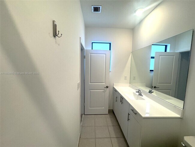 Building Photo - 12945 SW 232nd Ln
