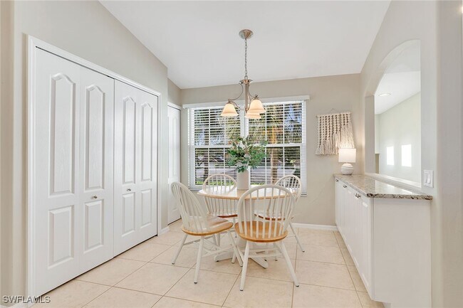 Building Photo - 9189 Spring Run Blvd