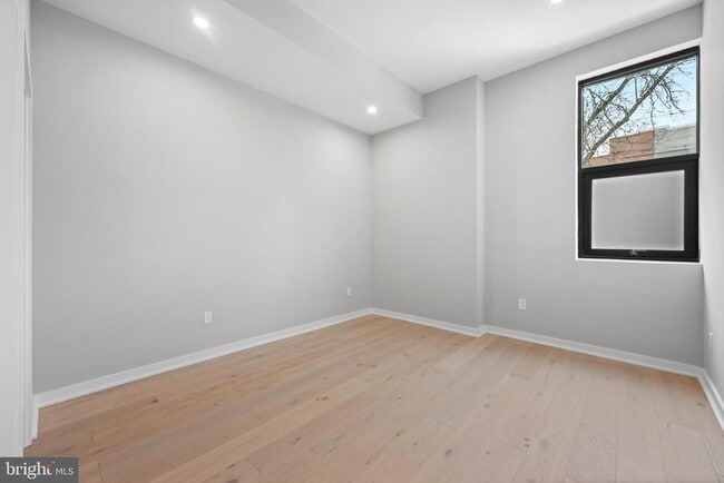 Building Photo - 36 N Narberth Ave