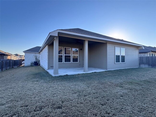 Building Photo - 3804 Sandhill Crane Dr