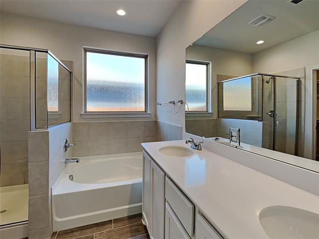 Building Photo - 1650 Briar Hunt Dr