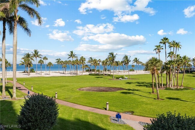 Building Photo - 4021 Gulf Shore Blvd N