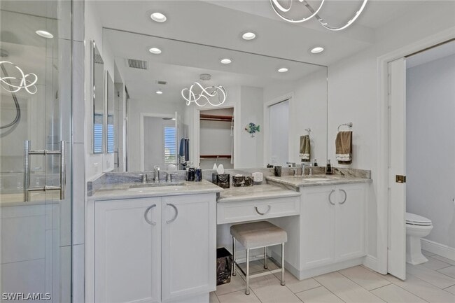 Building Photo - 420 Cove Tower Dr