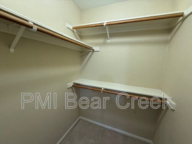Building Photo - 7818 Sunny Ridge Dr
