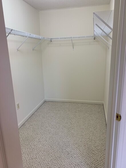 2nd Bedroom Closet - 5 Mruck St