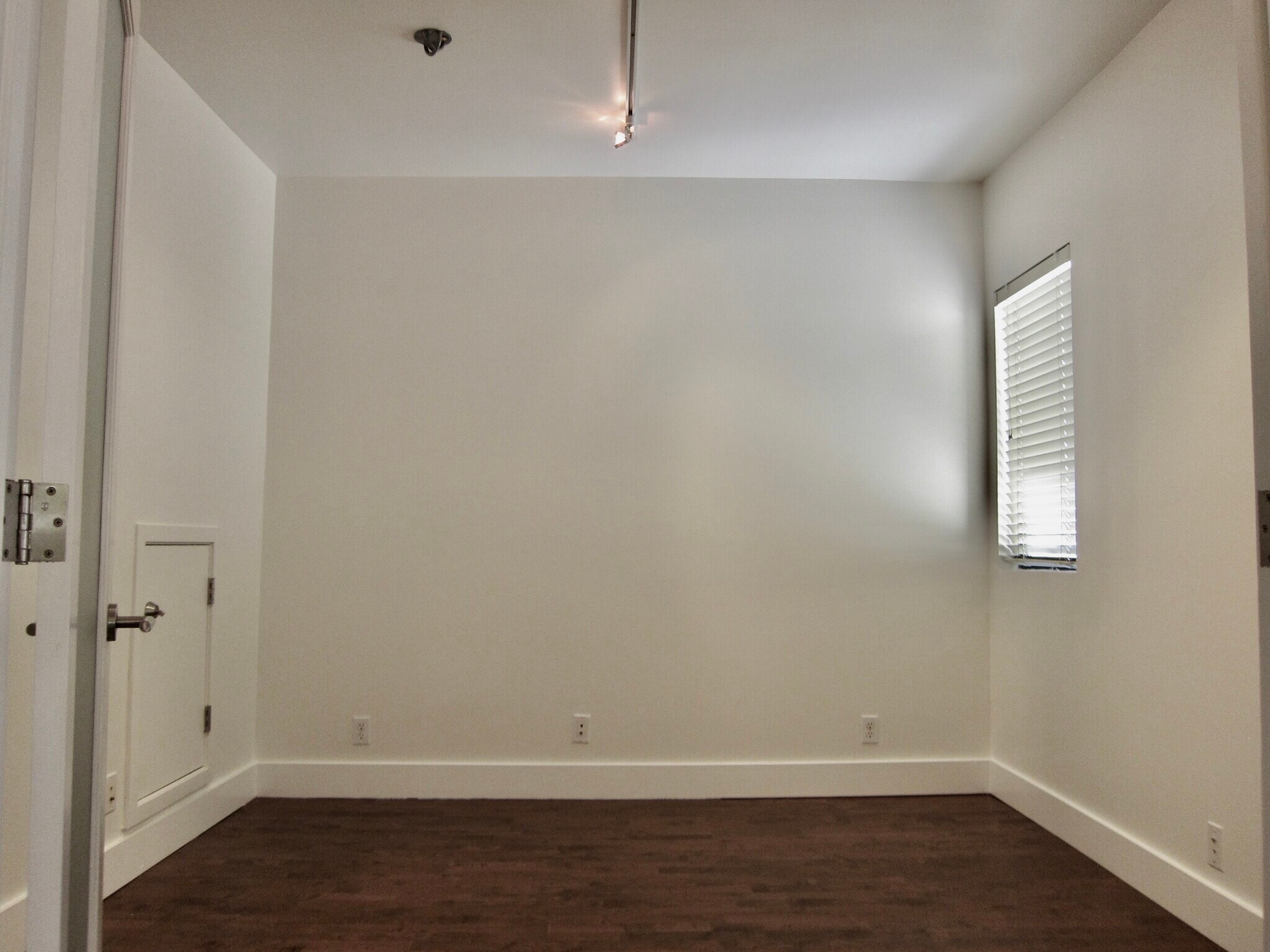 Building Photo - 20 Boardman Pl