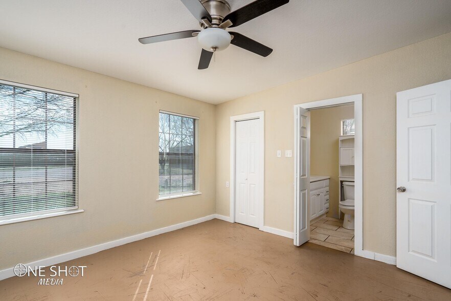 Building Photo - 542 McCartney Ln