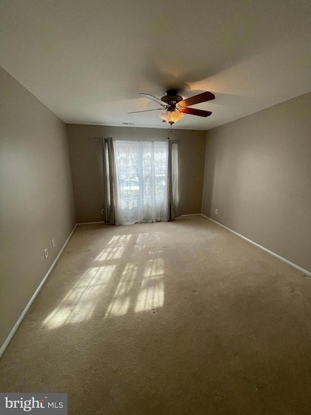 Building Photo - 5207A Adelaide Dr