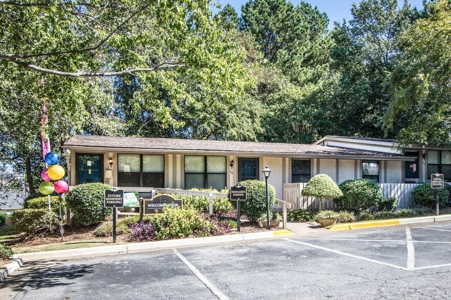 Willow Lakes 2900 Reidville Spartanburg SC 29301 Apartment Finder