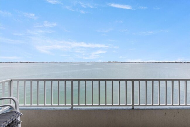 Building Photo - 5279 Isla Key Blvd S