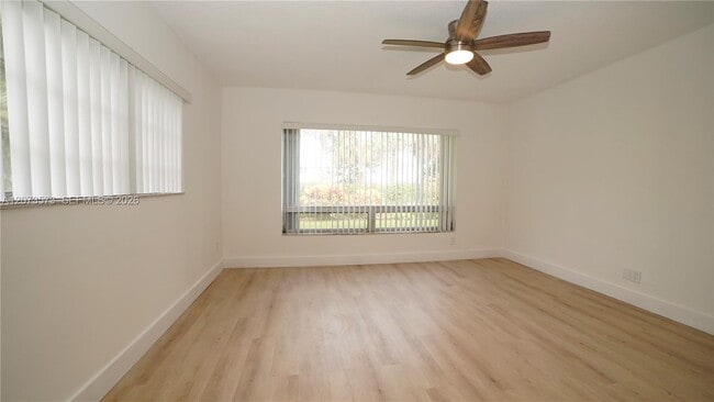 Building Photo - 4291 NW 9th Ave