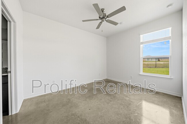 Building Photo - 8901 Prickly Ash Dr