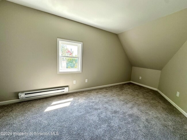 Building Photo - 114 S Lincoln Ave