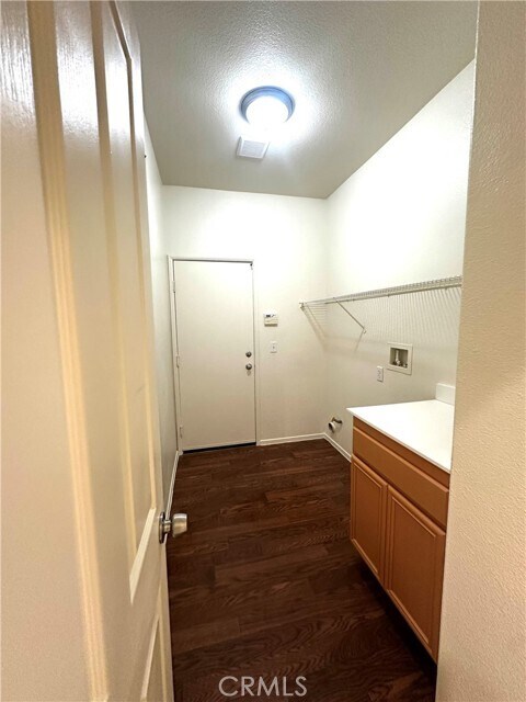 Building Photo - 13846 Hawk Ct