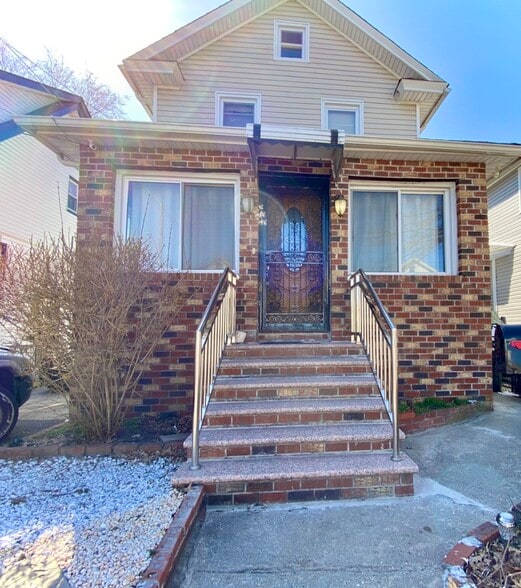 Building Photo - 13452 175th St