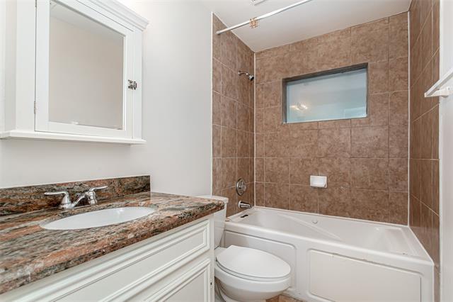 Building Photo - 4931 Junius St