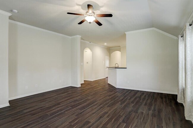 Building Photo - 24131 McKinzie Ridge Dr