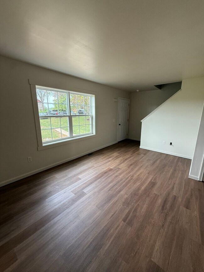 Building Photo - 4937 Byers Rd