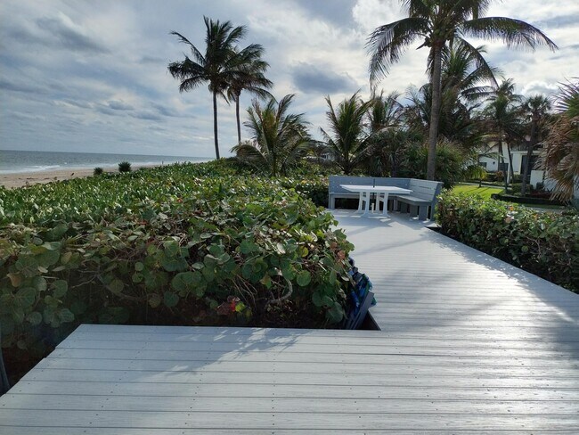 Building Photo - 5500 Old Ocean Blvd