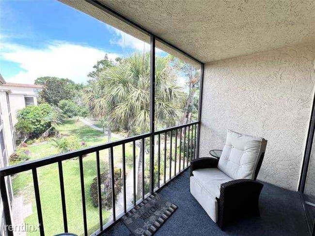 Building Photo - 2 br, 1.5 bath Condo - 425 30th Avenue Wes...