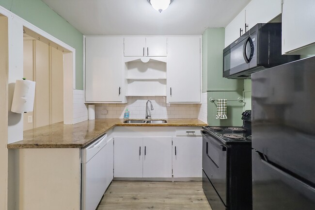 Building Photo - 946 Milam St