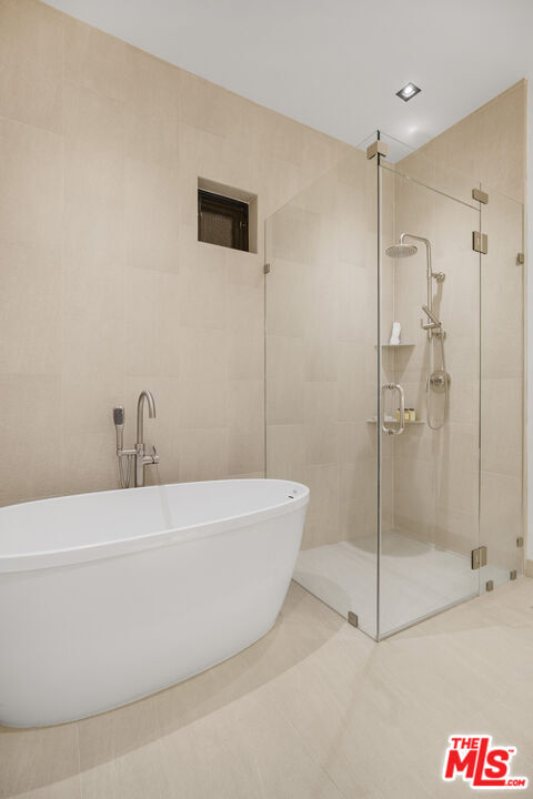 Building Photo - 1754 Lechusa Rd