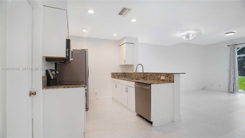 Building Photo - 1492 Veracruz Ln