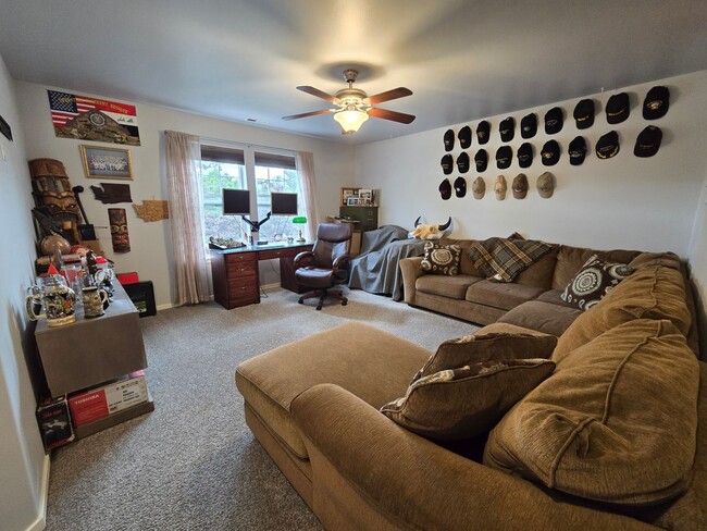 Building Photo - Gorgeous Mount Vernon Home 4 Beds 3.5 Bath...
