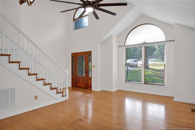 Building Photo - 160 Carolina Way