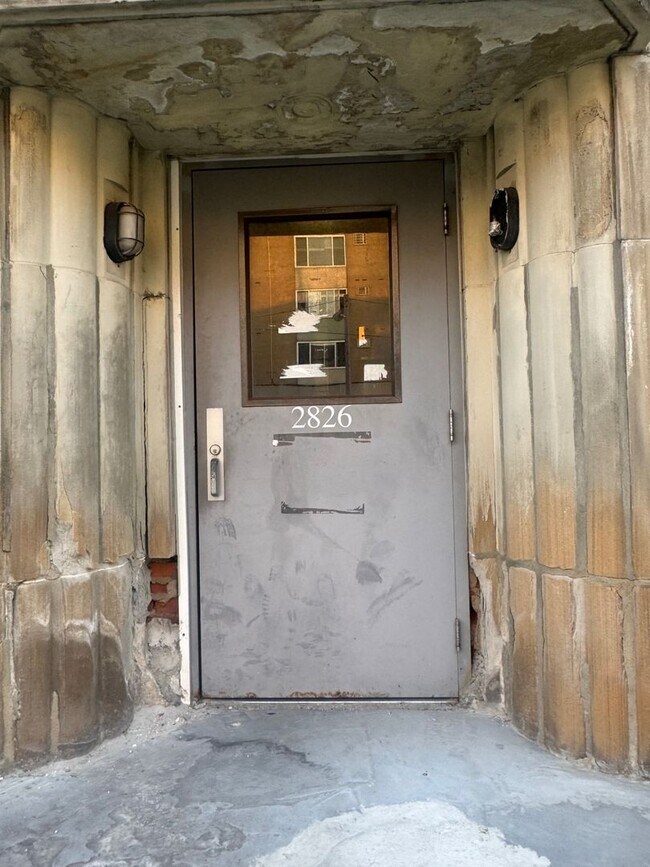 Building Photo - 2826 E 130th St