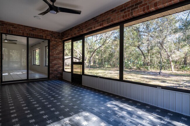 Building Photo - Wonderful