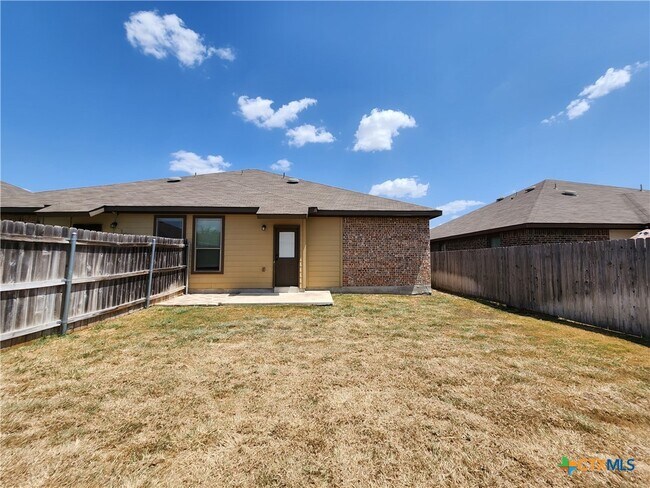 Building Photo - 712 Creekside Cir
