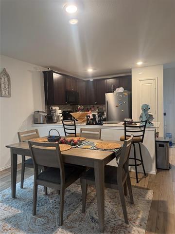 Building Photo - 612 Dashwood Dr