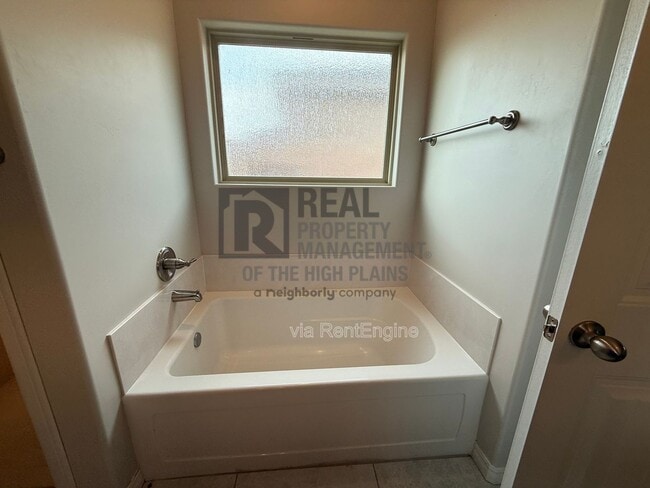 Building Photo - 1426 Fume Blvd