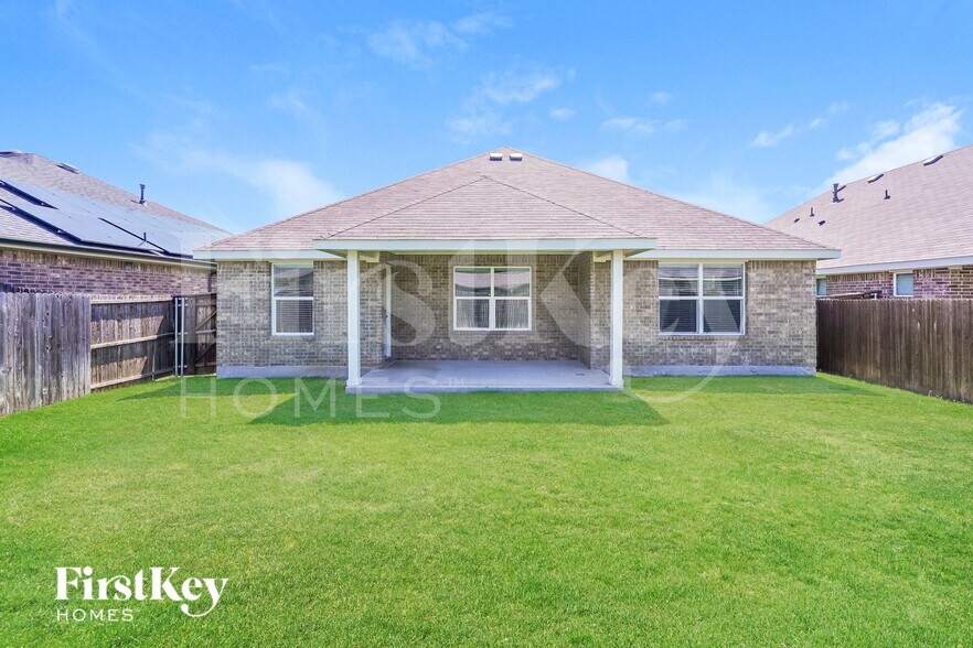 Building Photo - 9005 Dameron Dr
