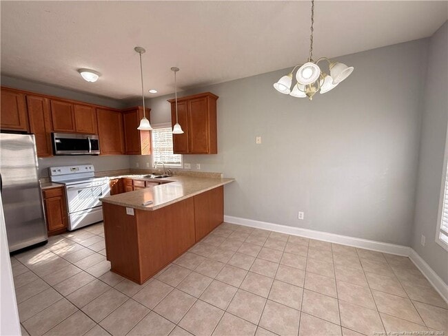 Building Photo - 183 Wildwood Dr