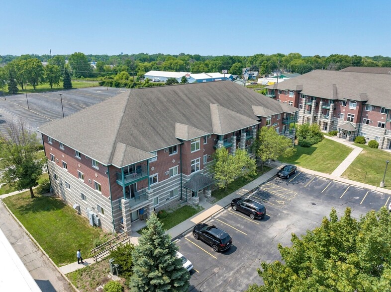 Building Photo - College Avenue Apartments