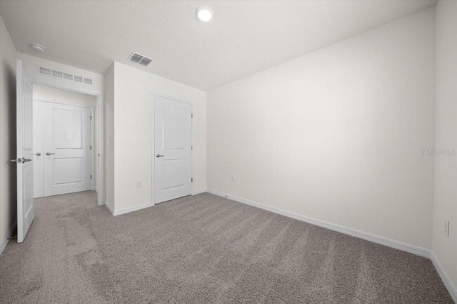 Building Photo - 6584 SW 81st Loop