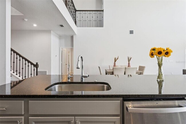 Building Photo - 1111 Lone Palm Wy