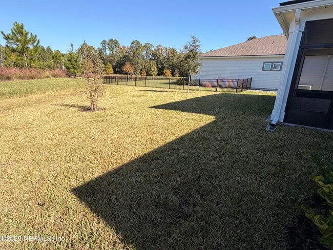 Building Photo - 381 Pelton Pl