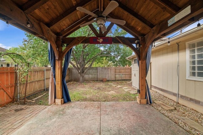 Building Photo - 700 Horizon Trail